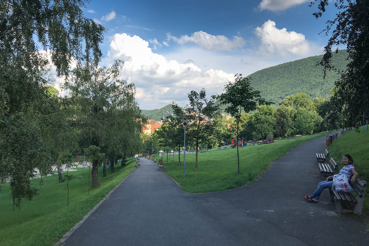 The park closest to our Airbnb. Lots of benches to rest on 1/2 up the hill.