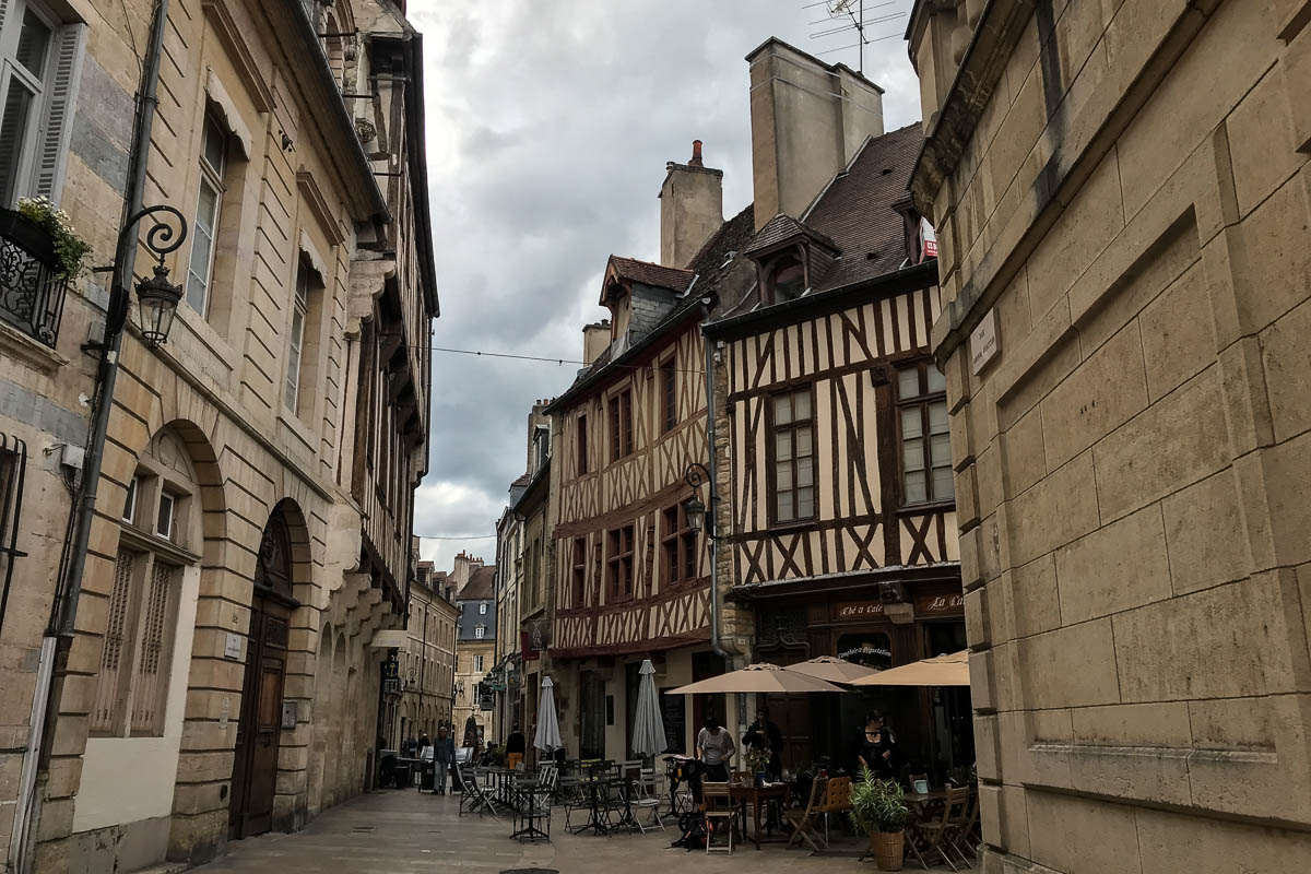 Historical core of Dijon again