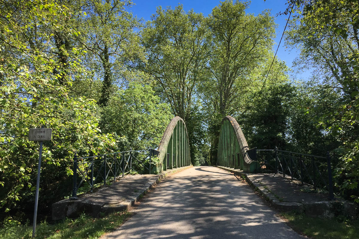 Bridge over the Canal de la Marne à la Saône